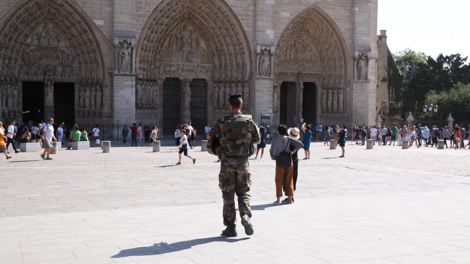 Une attaque terroriste déjouée au Louvre
