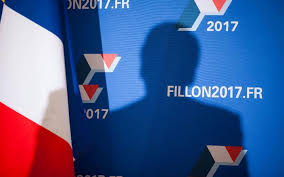 Des parlementaires Les Républicains mettent la pression sur Fillon