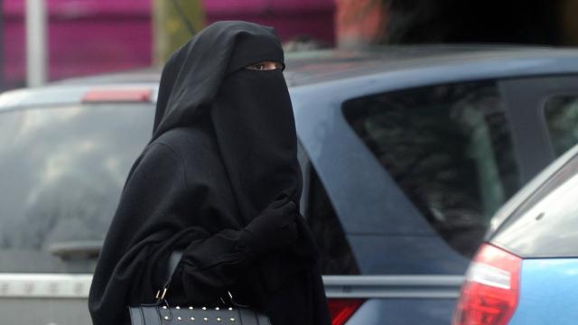 La Bavière va interdire le port de la burqa dans des lieux publics