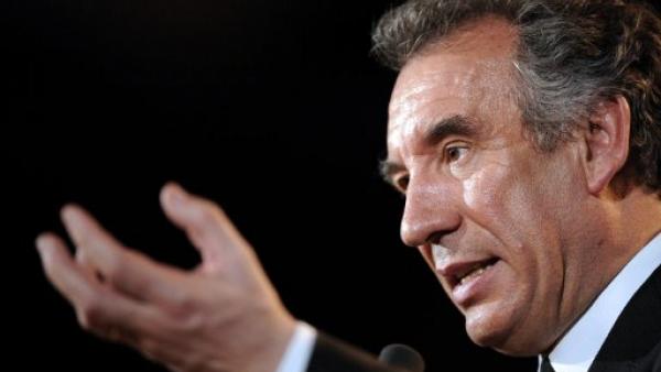 Macron veut associer vertu budgétaire et investissement public