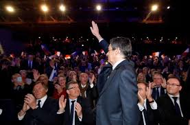 Fillon a tort de se maintenir pour 7 Français sur 10