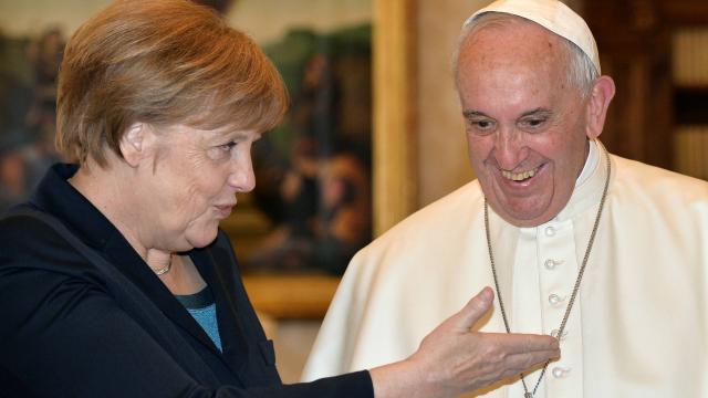 Pape François: l'UE "risque de mourir" sans idéaux comme "la solidarité"