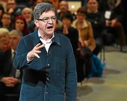 Mélenchon précise son "service national" obligatoire et ses options internationales