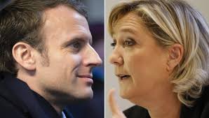 Macron et Le Pen gardent leurs poursuivants à distance