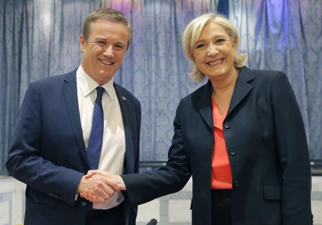 Marine Le Pen désigne Nicolas Dupont-Aignan comme son Premier ministre en cas de victoire
