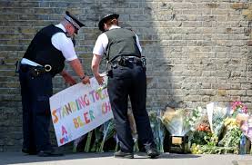 Terrorisme anti-musulman: attaqué dans sa diversité, Finsbury Park répond par l'unité