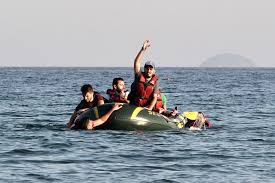Migrants : une soixantaine de disparus après un naufrage en Méditerranée