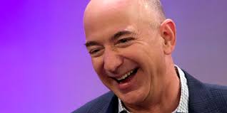 Jeff Bezos , Pdg d’Amazon, devient l’homme le plus riche du monde