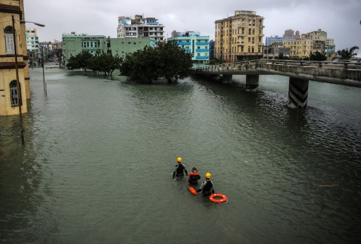 Cuba: balayée par Irma, La Havane en partie inondée et sans électricité