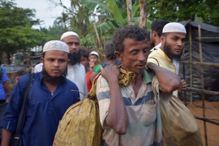 Les Rohingyas, victimes de "nettoyage ethnique" ou de "génocide"?
