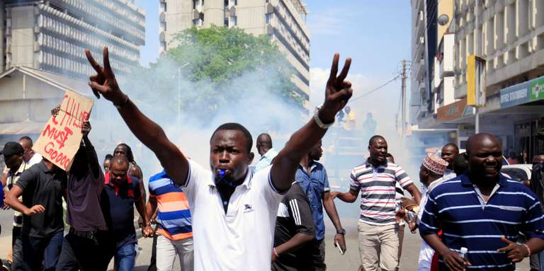 Kenya: deux opposants tués dans des manifestations interdites
