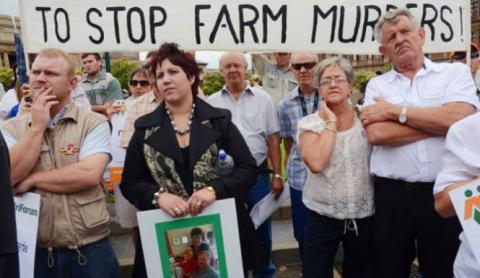 Afrique du Sud: des Blancs manifestent contre les attaques de fermes