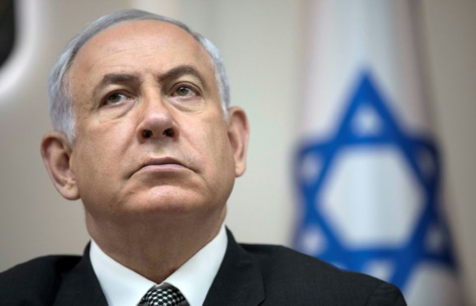 Des proches de Netanyahu interrogés dans un dossier de corruption présumée