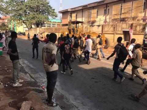 Guinée: un mort lors de manifestations d'élèves contre la situation dans l'éducation