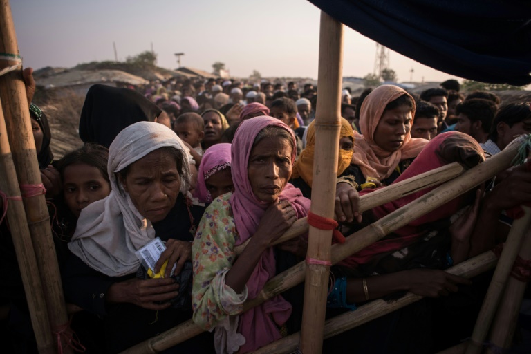 "Qui est le pape?", demandent les Rohingyas dans les camps