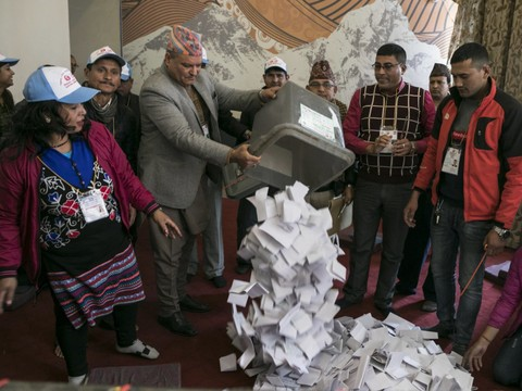 Népal: communistes et maoïstes emportent la majorité aux législatives