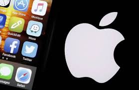 Apple traînée en justice par une association française