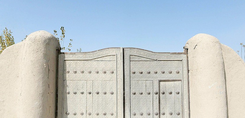 Dans le nord de l'Afghanistan, les mystères de la mosquée des Neuf Dômes