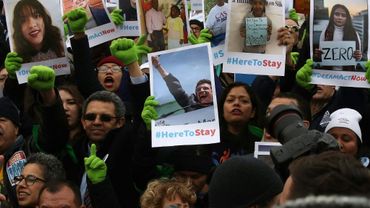 Plus de 200.000 Salvadoriens perdent leur statut protégé aux Etats-Unis