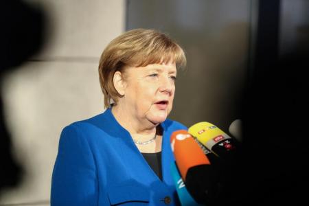 Allemagne: l'accord gouvernemental prévoit de limiter les réfugiés à environ 200.000 par an