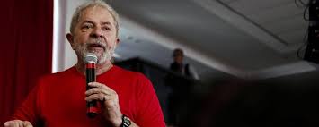 Lula adoubé par son parti pour la présidentielle au Brésil