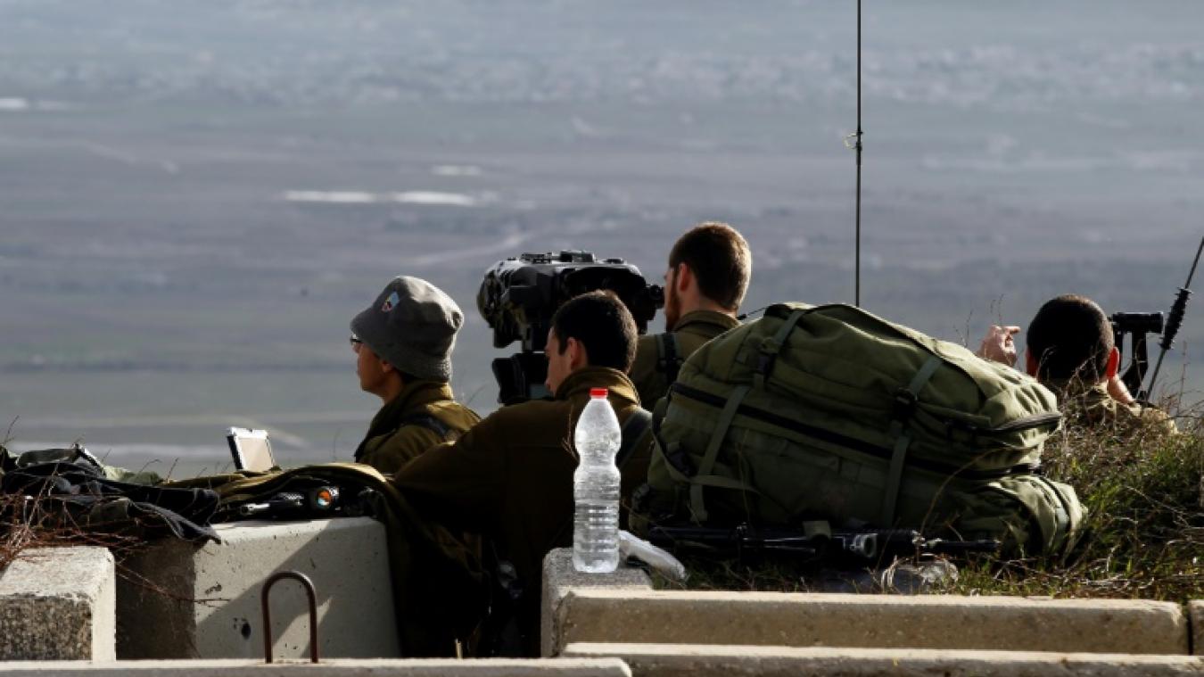 Israël lance une attaque d'envergure contre des cibles "iraniennes" en Syrie