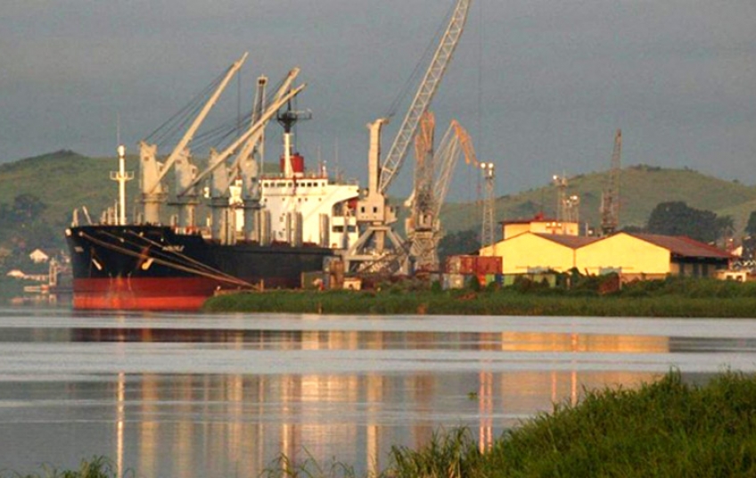 Le "port en eau profonde" de Banana ou DP World pourrait être éclaboussé