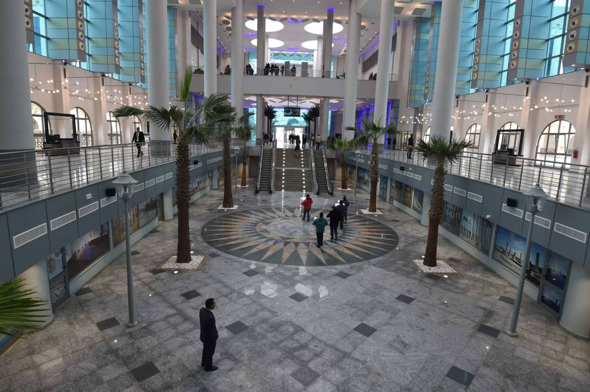 Tunis inaugure sa pharaonique Cité de la Culture, avec Claudia Cardinale