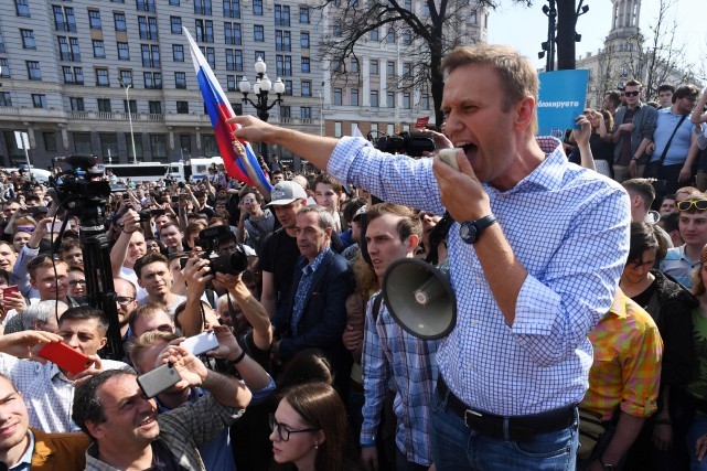 Russie: l'opposant Navalny et des centaines de manifestants arrêtés