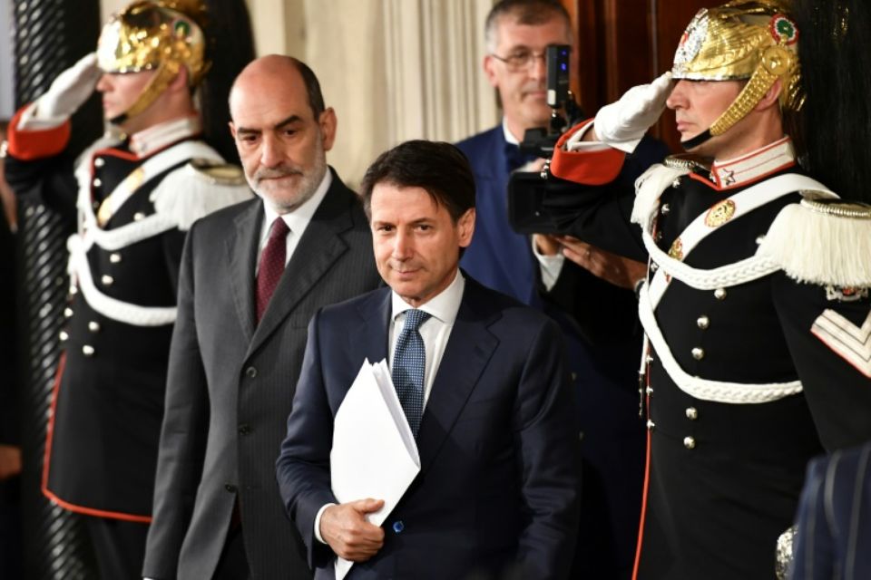 Italie: un juriste inconnu désigné chef du gouvernement populiste