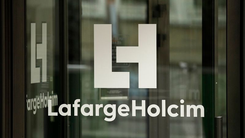 LafargeHolcim ferme ses bureaux de Paris et Zurich et supprime 200 emplois