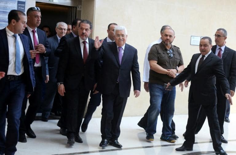 Le président palestinien quitte l'hôpital après huit jours de rumeurs