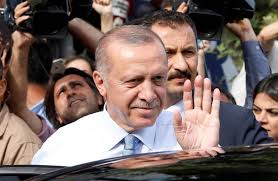 Les premiers résultats en Turquie placent Erdogan largement devant