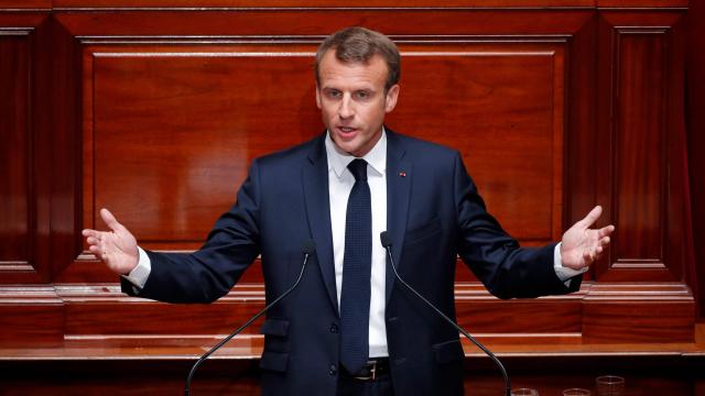 Macron : la "frontière véritable" en Europe est celle qui sépare "progressistes" et "nationalistes"