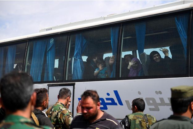 Syrie: Accord sur l'évacuation de villages et une libération de détenus