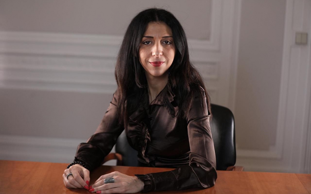 Affaire Tariq Ramadan : la juge relève des incohérences dans la version de son accusatrice Henda Ayari