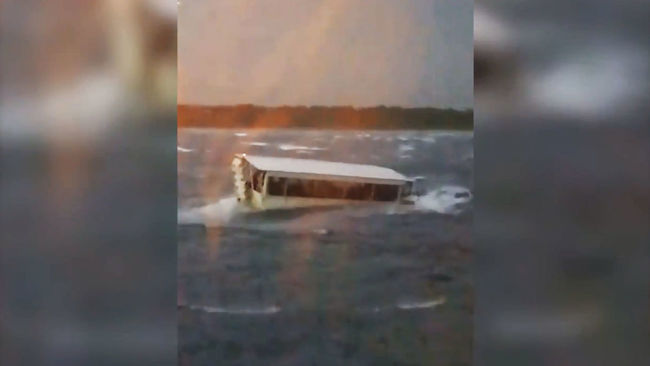 Etats-Unis: 17 morts dans le naufrage d'un bateau sur un lac du Missouri
