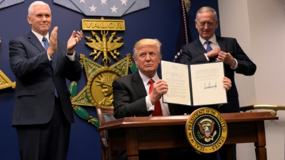 Trump donne un nouveau tour de vis à l'accueil de réfugiés aux Etats-Unis