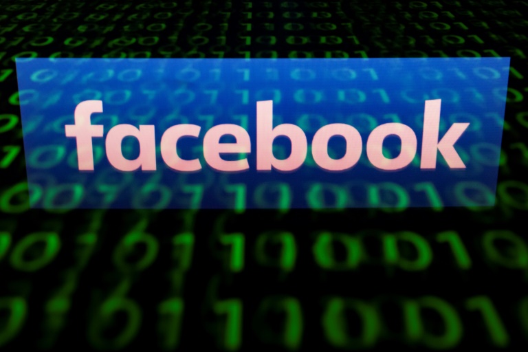 Facebook accusé de discrimination dans la diffusion d'offres d'emploi