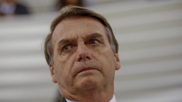 Bolsonaro, l'épouvantail d'extrême droite qui divise le Brésil