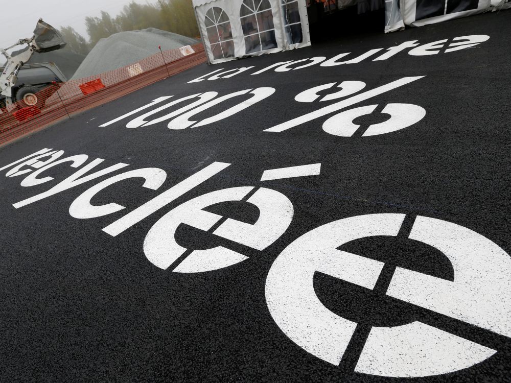 Un bout d'autoroute "100% recyclable" expérimenté en Gironde