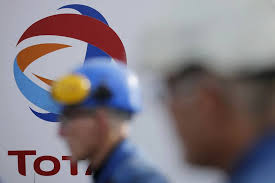 Jugé pour "corruption" en Iran, Total demande en vain à échapper à son procès