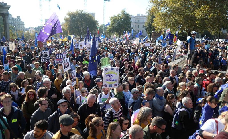 Manifestation monstre à Londres pour un second référendum sur le Brexit