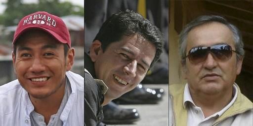 Javier Ortega (reporter), Paul Rivas (photographe) et Efrain Segarra (chauffeur) de g à d.