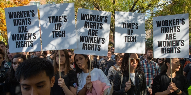 Harcèlement sexuel: des milliers d'employés de Google manifestent à travers le monde
