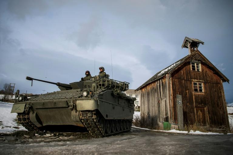 Antigel et passe-montagne: l'Otan s'entraîne au combat par grand froid