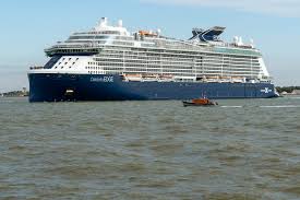 Le palace flottant Celebrity Edge quitte Saint-Nazaire pour les Etats-Unis