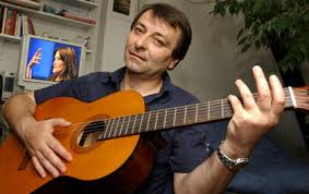 Brésil: le parquet demande de traiter en urgence l'extradition de Battisti