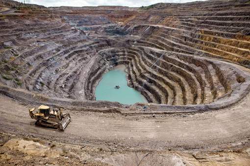 Glencore: suspension des ventes de cobalt en RDC, présence d'uranium