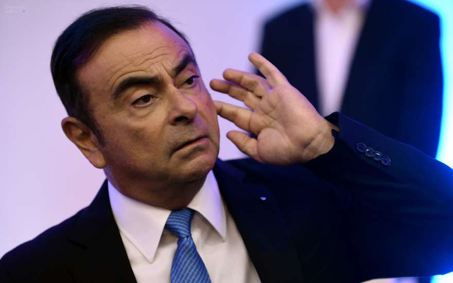 Nissan accuse Ghosn d'avoir dissimulé des revenus, propose son départ
